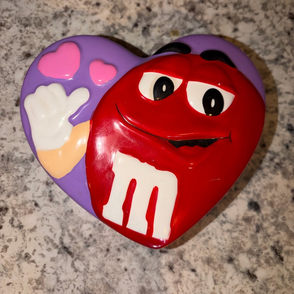 2003 M&M's ceramic heart-shaped candy dish/trinket box feat Red M&M character